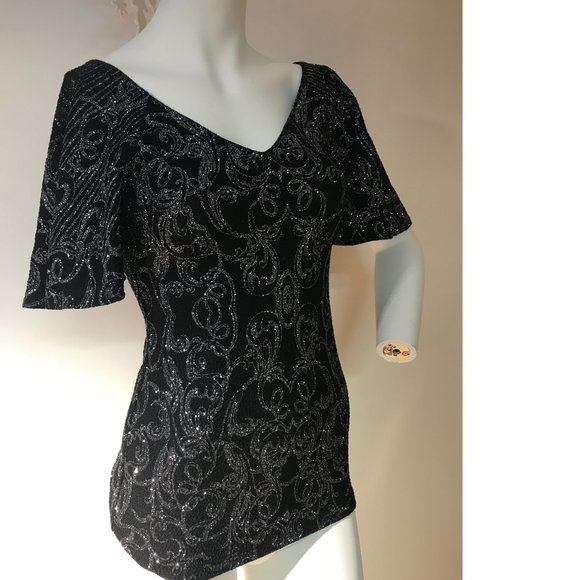 NEW Le Chateau black silver shiny sparkly glitter swirl v-neck top blouse NWT - Picture 3 of 4